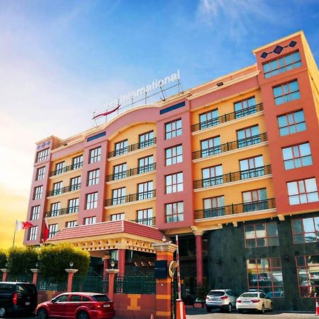 Swiss International Palace Hotel Manama Exterior foto